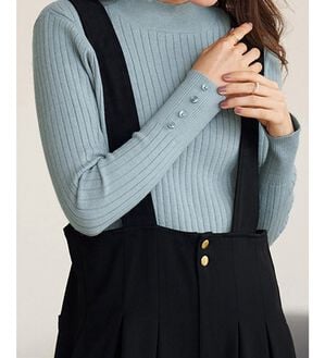 RANAN（ラナン）の「袖ボタンハイゲージニット＜4つの機能付＞（ニット・セーター）」｜ブルーグレー