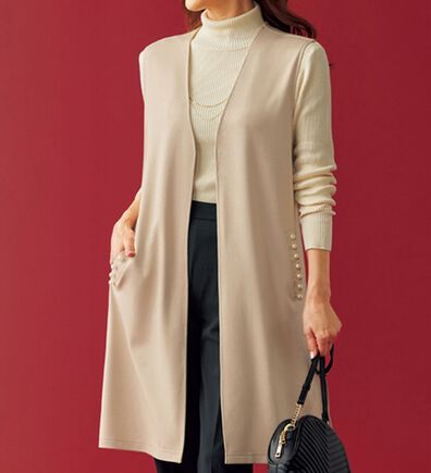 BELLUNA（ベルーナ）の「パールビーズ使いロングジレ（ジレ）」