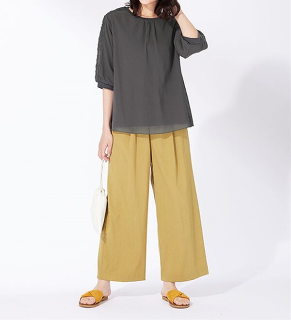 BELLUNA（ベルーナ）の「花柄レースシフォン重ねプルオーバー（カットソー）」｜詳細画像