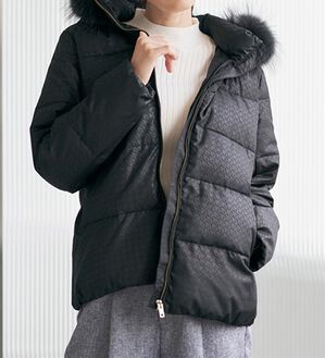 RANAN（ラナン）の「リアルファー付ダウンショートコート（ショートコート）」｜ブラック(千鳥柄)