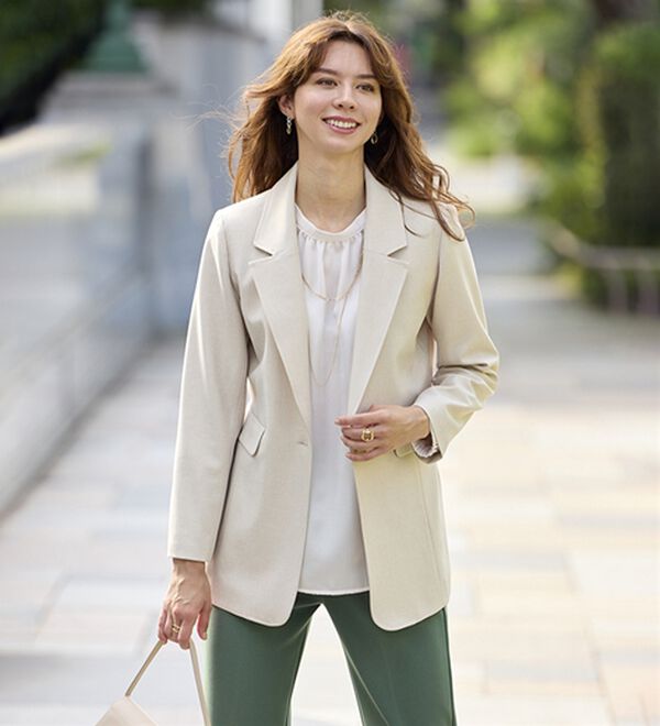 BELLUNA（ベルーナ）の「＜楽スタフィット＞テーラードジャケット（テーラードジャケット）」｜詳細画像