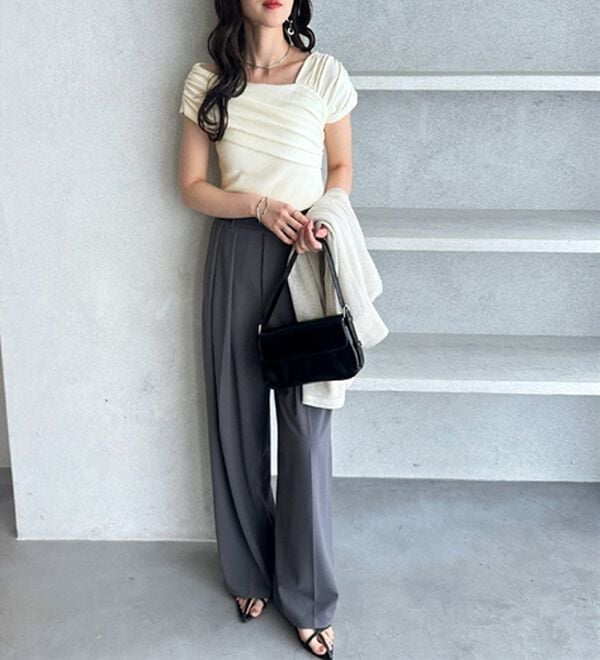 GeeRA（ジーラ）の「ドレープデザイン２ＷＡＹネックニット（ニット・セーター）」｜詳細画像