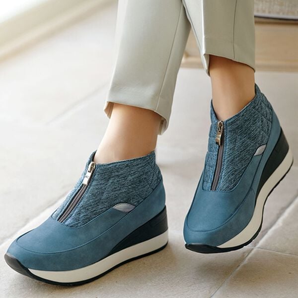 BELLUNA（ベルーナ）の「４Ｅ厚底キルティングショートブーツ（ブーツ）」｜詳細画像