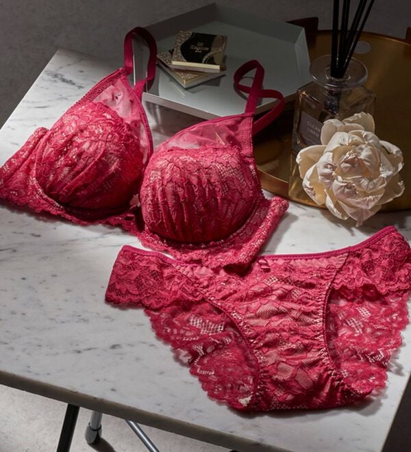 モテ谷間のもっちりコンフォートブラ＆ショーツ - ベルーナ【公式】