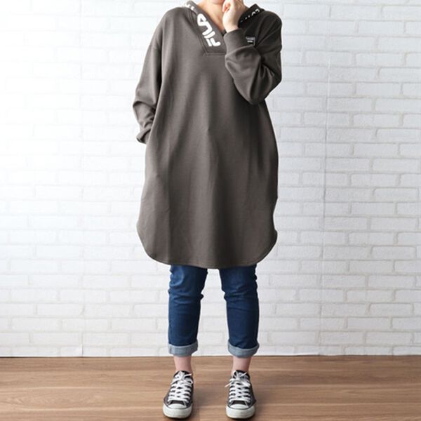 BELLUNA（ベルーナ）の「＜ＦＩＬＡ＞Ｖネックパーカーワンピース（カットソーワンピース）」｜詳細画像