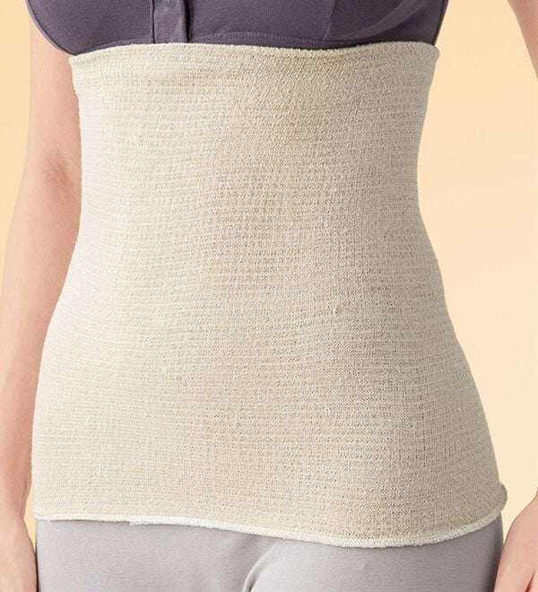 LAVIENNE（ラヴィエンヌ）の「【２枚組】冷房対策シルク混腹巻（肌着・インナーウェア）」｜詳細画像