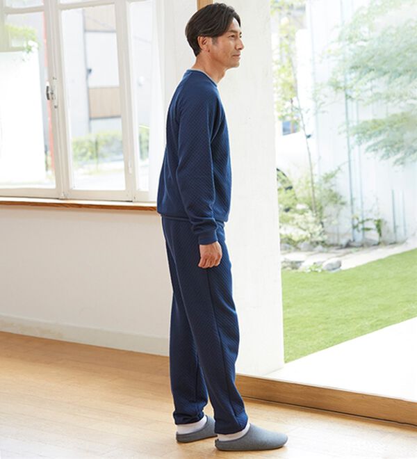 「＜シンプル＆プラス＞肌側綿１００％やわらかニットキルトパジャマ（メンズルームウェア）」｜詳細画像