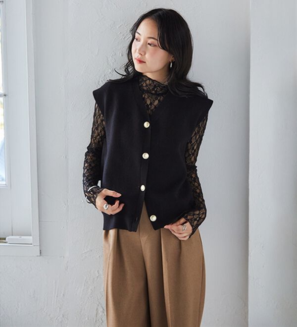 RANAN（ラナン）の「【ムースタッチ】洗える！ゴールド調ボタンニットベスト（ベスト）」｜詳細画像