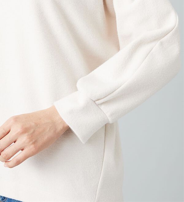 BELLUNA（ベルーナ）の「【2点セット】ネックレス付ジャカード素材プルオーバー（カットソー）」｜詳細画像