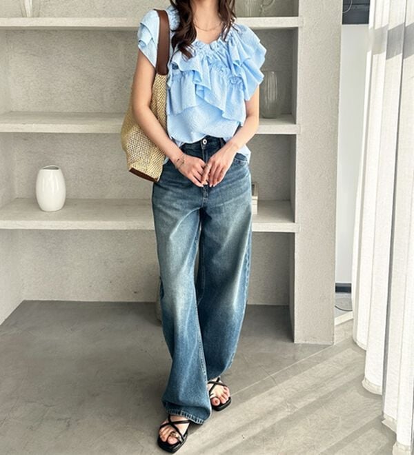 GeeRA（ジーラ）の「クロスフリルサッカーブラウス（ブラウス）」｜詳細画像