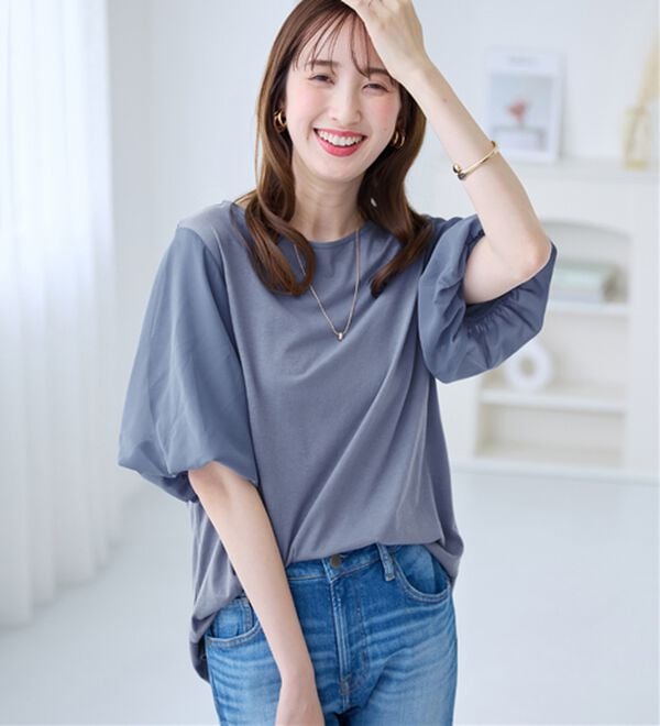 alotta（アロッタ）の「袖異素材バルーンＴシャツ（カットソー）」｜ダスティーブルー
