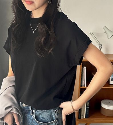 GeeRA（ジーラ）の「綿１００％フレンチスリーブチュニックＴシャツ（カットソー）」