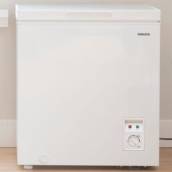 「上開き冷凍庫　６６Ｌ（キッチン家電・調理家電）」｜1