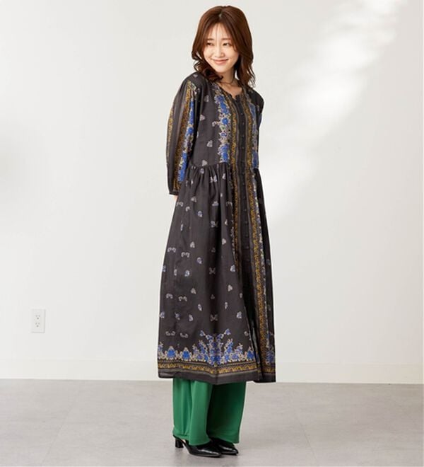 BELLUNA（ベルーナ）の「〈ＩＮＤＩＡ〉花柄プリントワンピース（その他ワンピース）」｜詳細画像