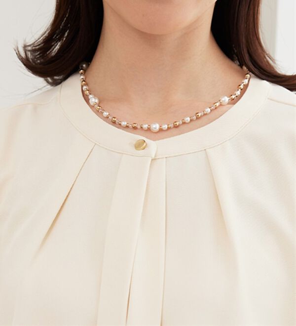 BELLUNA（ベルーナ）の「＜セレモニースタイル＞袖プリーツデザインブラウス（ブラウス）」｜詳細画像