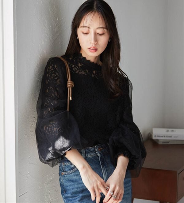 RANAN（ラナン）の「チュールドッキングフラワーレースキャンディースリーブブラウス（ブラウス）」｜詳細画像