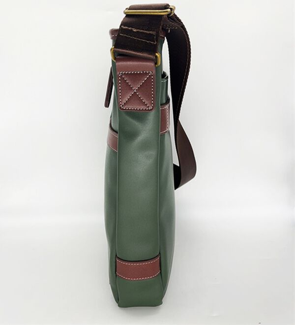 「＜ゴールデンベア＞７得ショルダーバッグ（メンズショルダーバッグ）」｜詳細画像