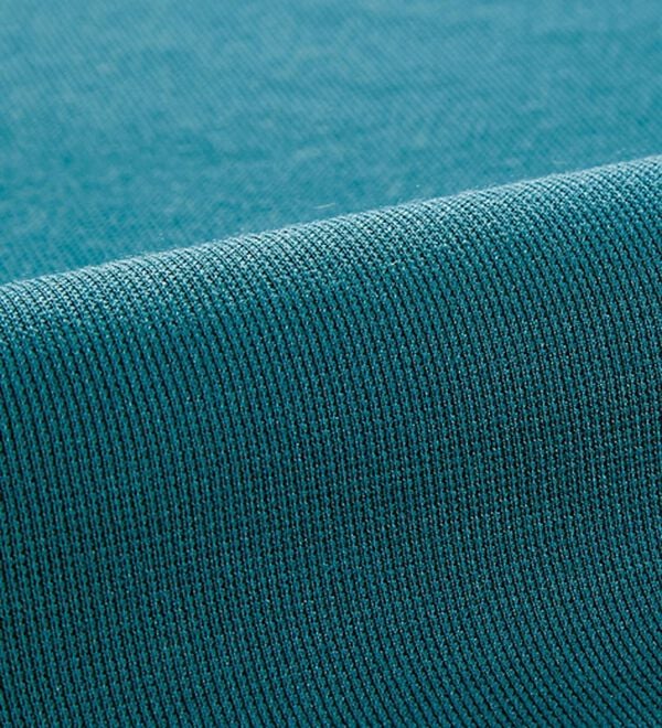 BELLUNA（ベルーナ）の「ボタン使い配色切替デザインチュニック（チュニック）」｜詳細画像