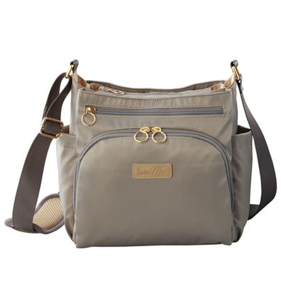 BELLUNA（ベルーナ）の「＜Ｓｏｉｔｔｏ　Ｍｅ＞軽量フィットショルダー（ショルダーバッグ）」