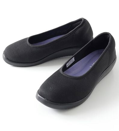 BELLUNA（ベルーナ）の「ふわっと軽い！幅広ラクきれいニットパンプス＜幅広4E・軽量＞（パンプス）」