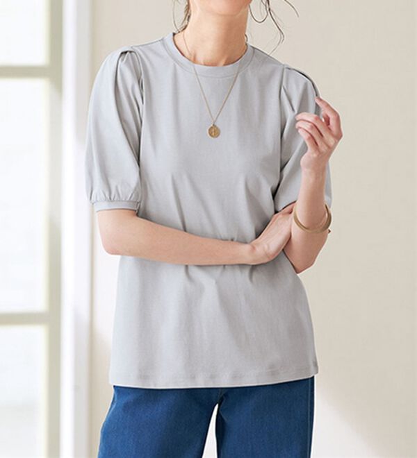 BELLUNA（ベルーナ）の「ひんやり綿混素材華奢見せプルオーバー（カットソー）」｜アイスグレー