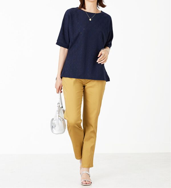 BELLUNA（ベルーナ）の「総レース素材ドルマンプルオーバー（カットソー）」｜詳細画像