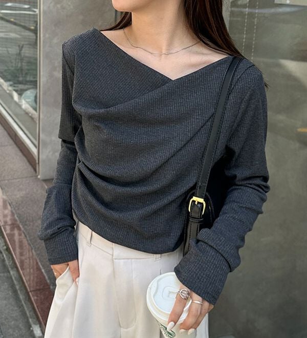 RANAN（ラナン）の「【春色追加】上品ドレープリブロングＴシャツ（カットソー）」｜詳細画像