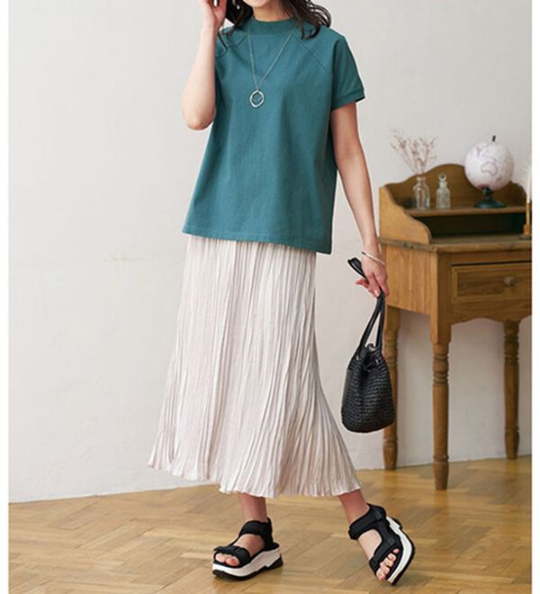 BELLUNA（ベルーナ）の「華奢見せ！しっかり素材コットン１００％Ｔシャツ（カットソー）」｜詳細画像