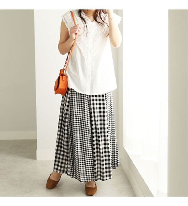 BELLUNA（ベルーナ）の「レース使いＶネックブラウス（ブラウス）」｜詳細画像