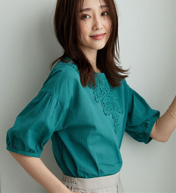 BELLUNA（ベルーナ）の「華やかモチーフレースデザインブラウス（ブラウス）」｜詳細画像