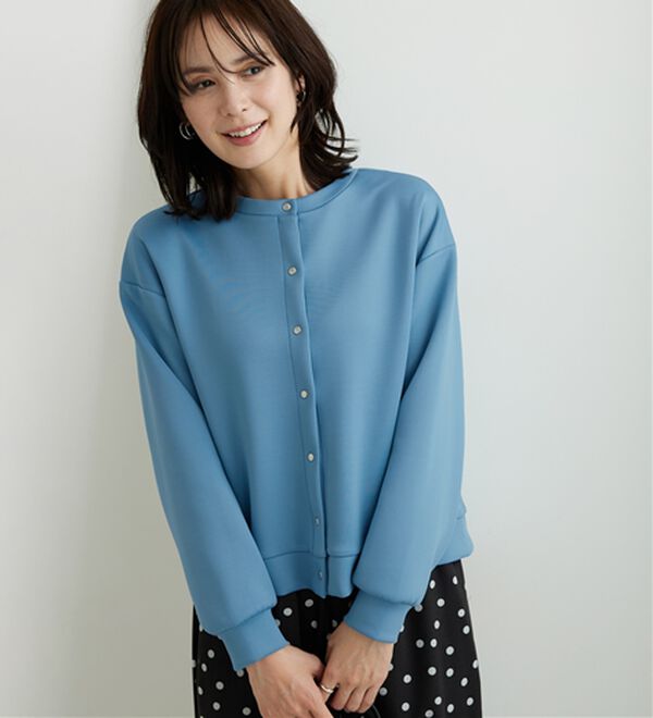 BELLUNA（ベルーナ）の「きれい見えスナップボタンカーディガン（ニットカーディガン）」｜詳細画像