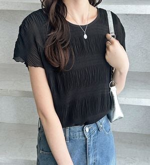 GeeRA（ジーラ）の「前後２ＷＡＹシアーシャーリングブラウス（ブラウス）」｜ブラック