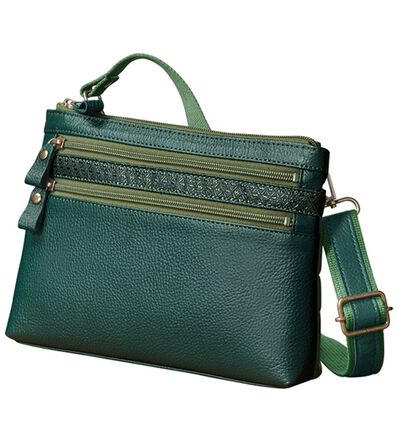 「縁起の良い瓢箪柄印伝と姫路レザーの２ＷＡＹショルダー（メンズショルダーバッグ）」