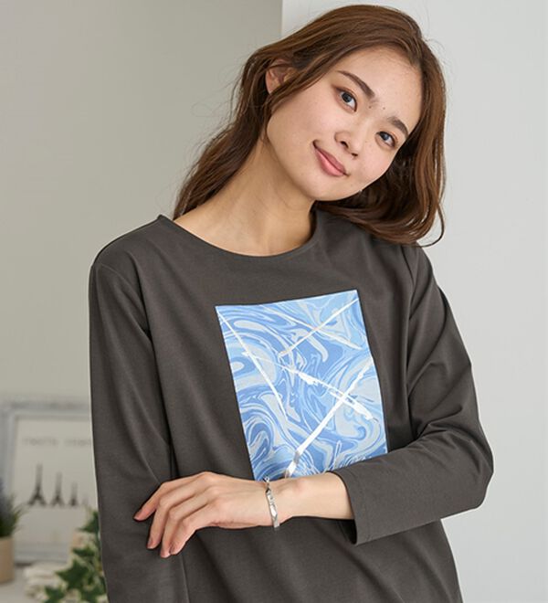 BELLUNA（ベルーナ）の「一枚で着映えるデコラＴ（長袖）（チュニック）」｜詳細画像