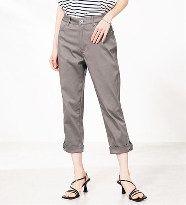 BELLUNA（ベルーナ）の「ヒンヤリ×サラリ速乾！綿サテンストレッチ裾リボンクロップドパンツ（クロップドパンツ）」｜詳細画像