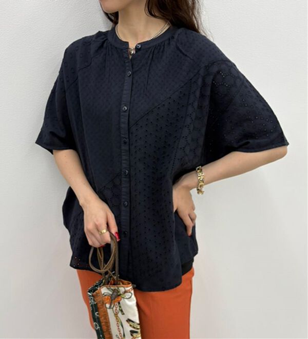 BELLUNA（ベルーナ）の「ゆったり涼やか！綿１００％刺しゅう切替チュニック（チュニック）」｜詳細画像