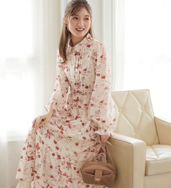 alotta（アロッタ）の「衿付ピンタック花柄ワンピース（プリントワンピース）」｜詳細画像