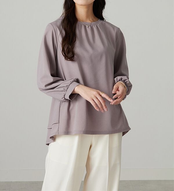 BELLUNA（ベルーナ）の「【再入荷】ボリューム袖美人顔バックフレアーＴブラウス（ブラウス）」｜詳細画像