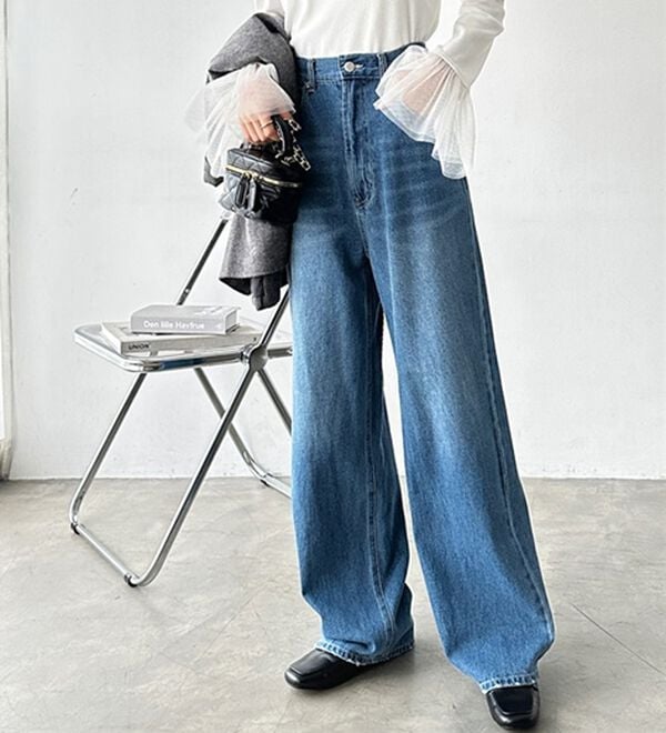 GeeRA（ジーラ）の「ハイウエストストレートデニム（ワイドパンツ・ガウチョ）」｜詳細画像