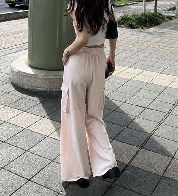 GeeRA（ジーラ）の「カーゴスウェットパンツ（その他パンツ）」｜詳細画像