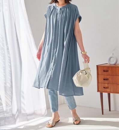 Viola e Viola（ヴィオラ エ ヴィオラ）の「【接触冷感】スラブ素材ギャザーワンピース（その他ワンピース）」