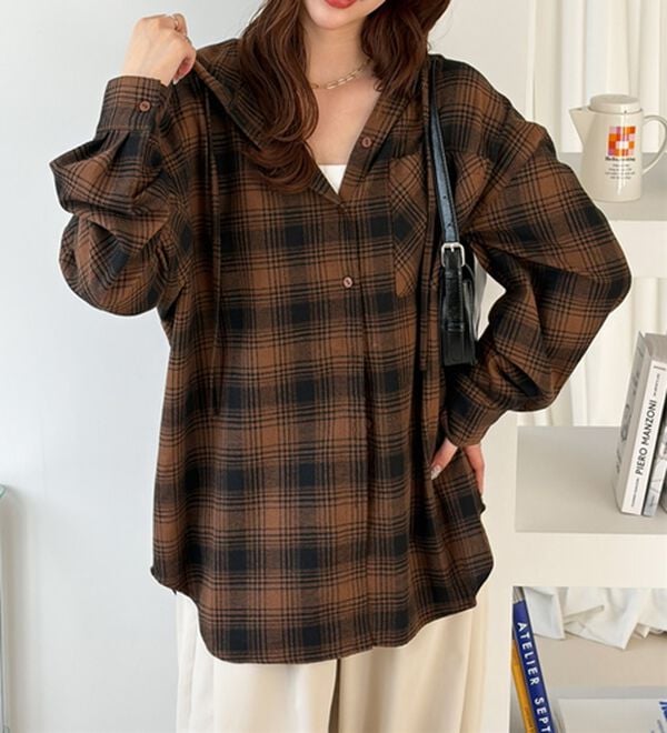 GeeRA（ジーラ）の「フード付きオーバーサイズチェックシャツ（シャツ）」｜詳細画像
