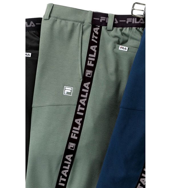 「＜フィラ＞のびのびニットテーパードパンツ（メンズフルレングスパンツ）」｜カーキ