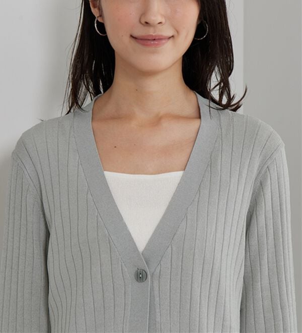 BELLUNA（ベルーナ）の「【店舗・ネット限定】リブ使いボタンデザインカーディガン（ニットカーディガン）」｜詳細画像
