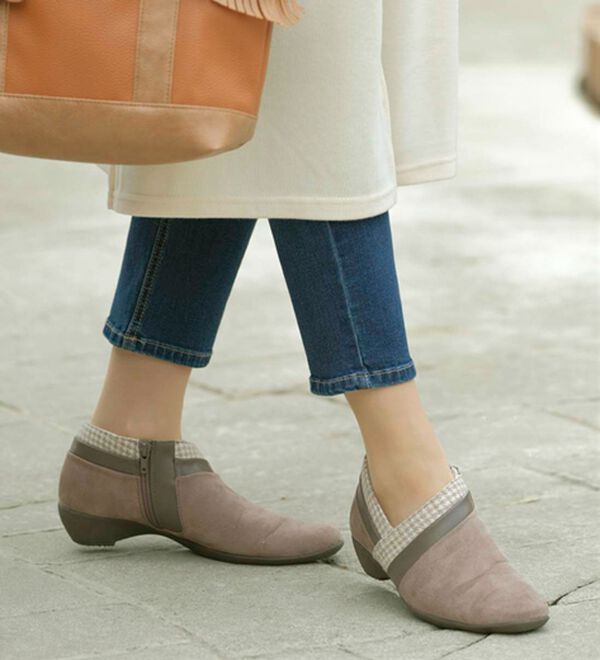 BELLUNA（ベルーナ）の「＜エル　プラネット＞美脚魅せ異素材使いブーティ（ブーツ）」｜詳細画像