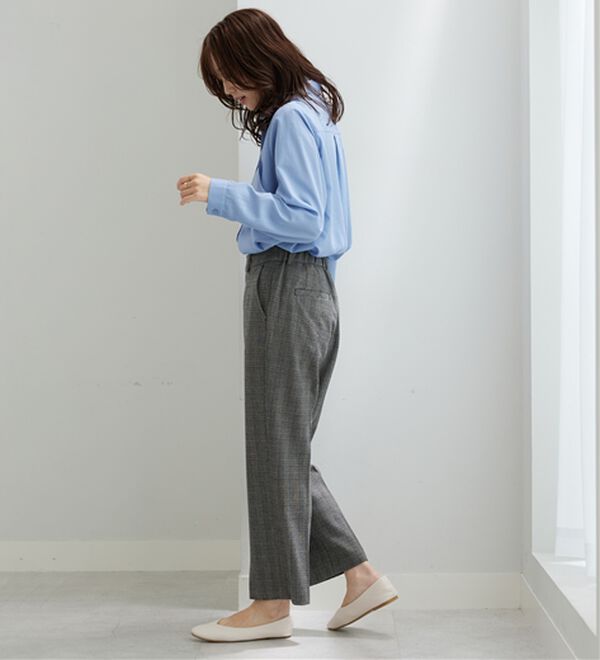 BELLUNA（ベルーナ）の「サマ見え（SW）ウール調素材ストレートパンツ（フルレングスパンツ）」｜詳細画像