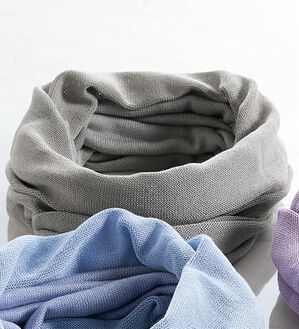 BELLUNA（ベルーナ）の「接触冷感シルク混スヌード（ストール・スカーフ・マフラー）」｜グレー