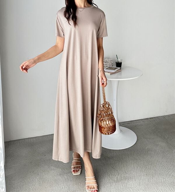 GeeRA（ジーラ）の「【接触冷感】フレアーシルエットロングワンピース（ロングワンピース）」｜詳細画像