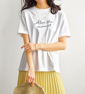 BELLUNA（ベルーナ）の「ヒンヤリ！綿１００％大人顔サマ見えＴシャツ（Tシャツ）」｜ロゴ(オフ白)