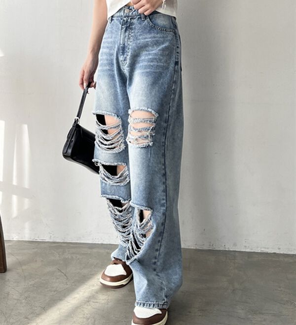 GeeRA（ジーラ）の「オリジナルパットダメージワイドデニム（ワイドパンツ・ガウチョ）」｜詳細画像